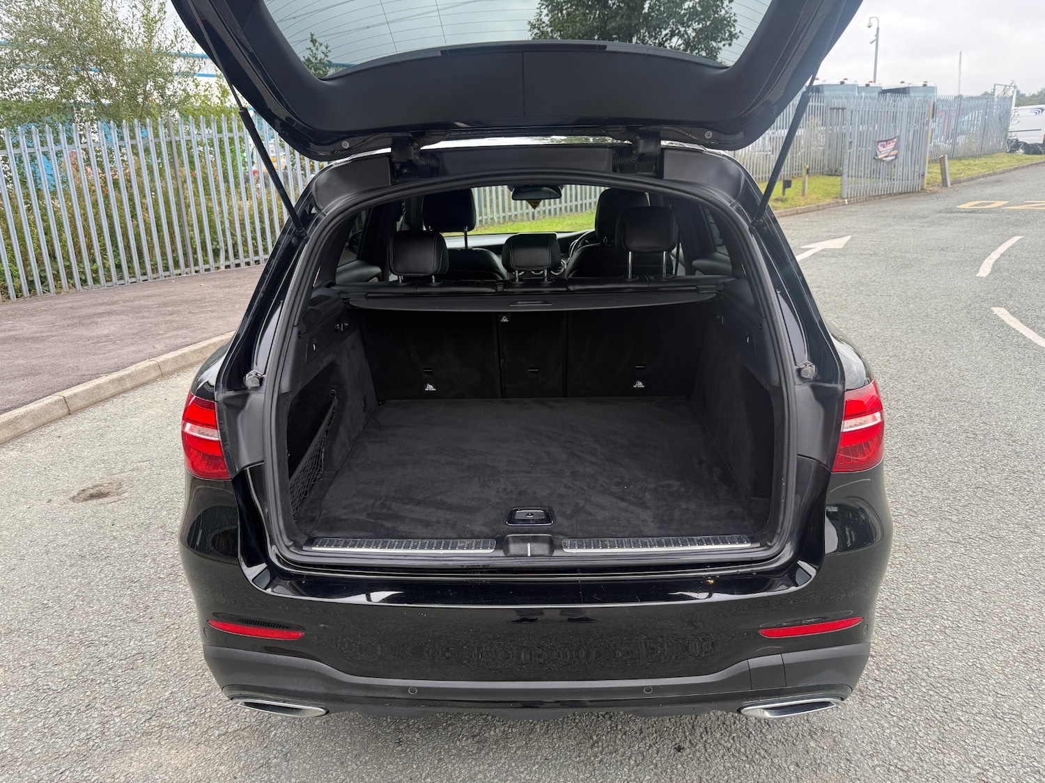 Used Mercedes-Benz GLC 2016 for sale - 76148475: Photo 11