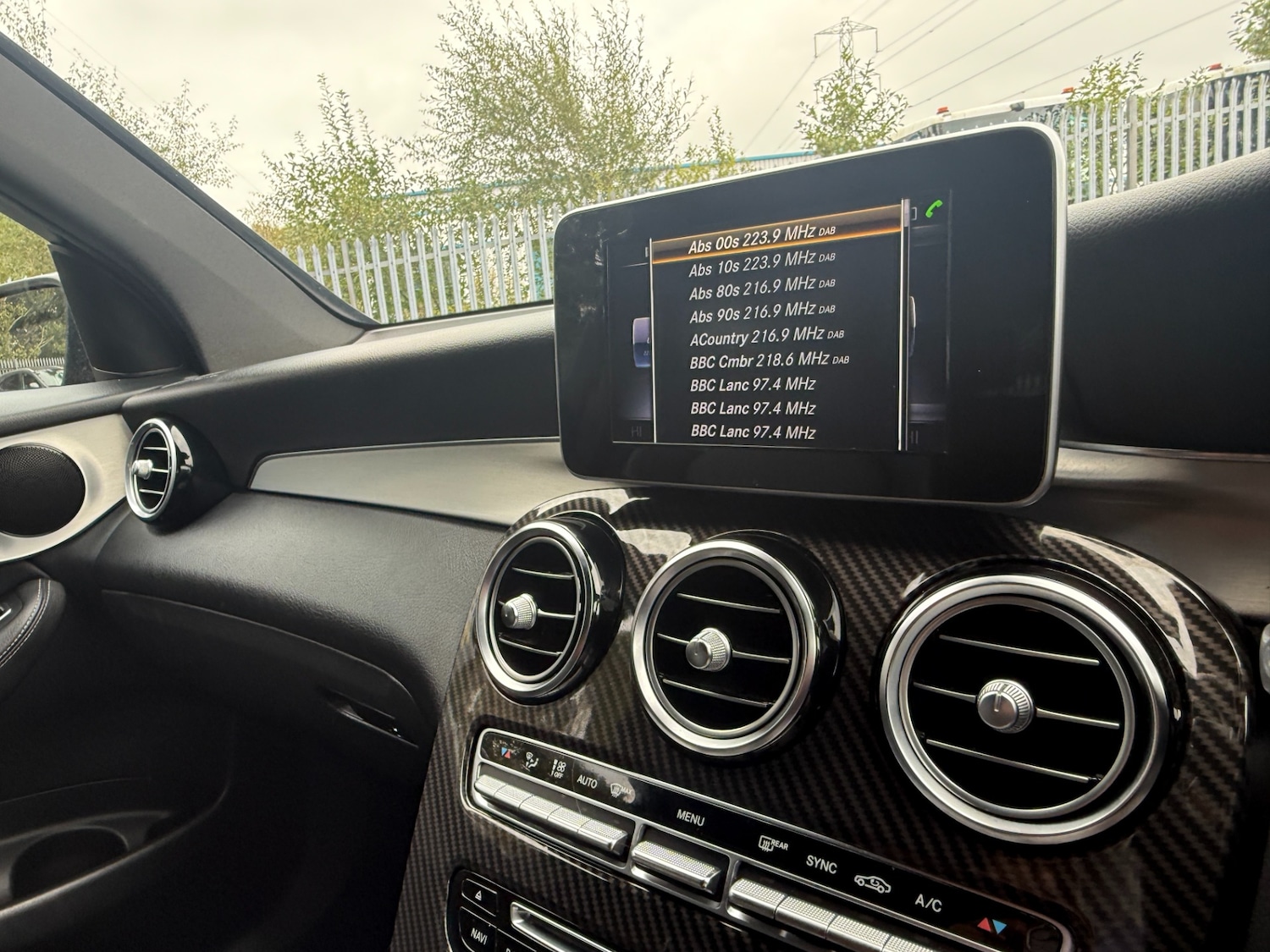 Used Mercedes-Benz GLC 2016 for sale - 76148475: Photo 22