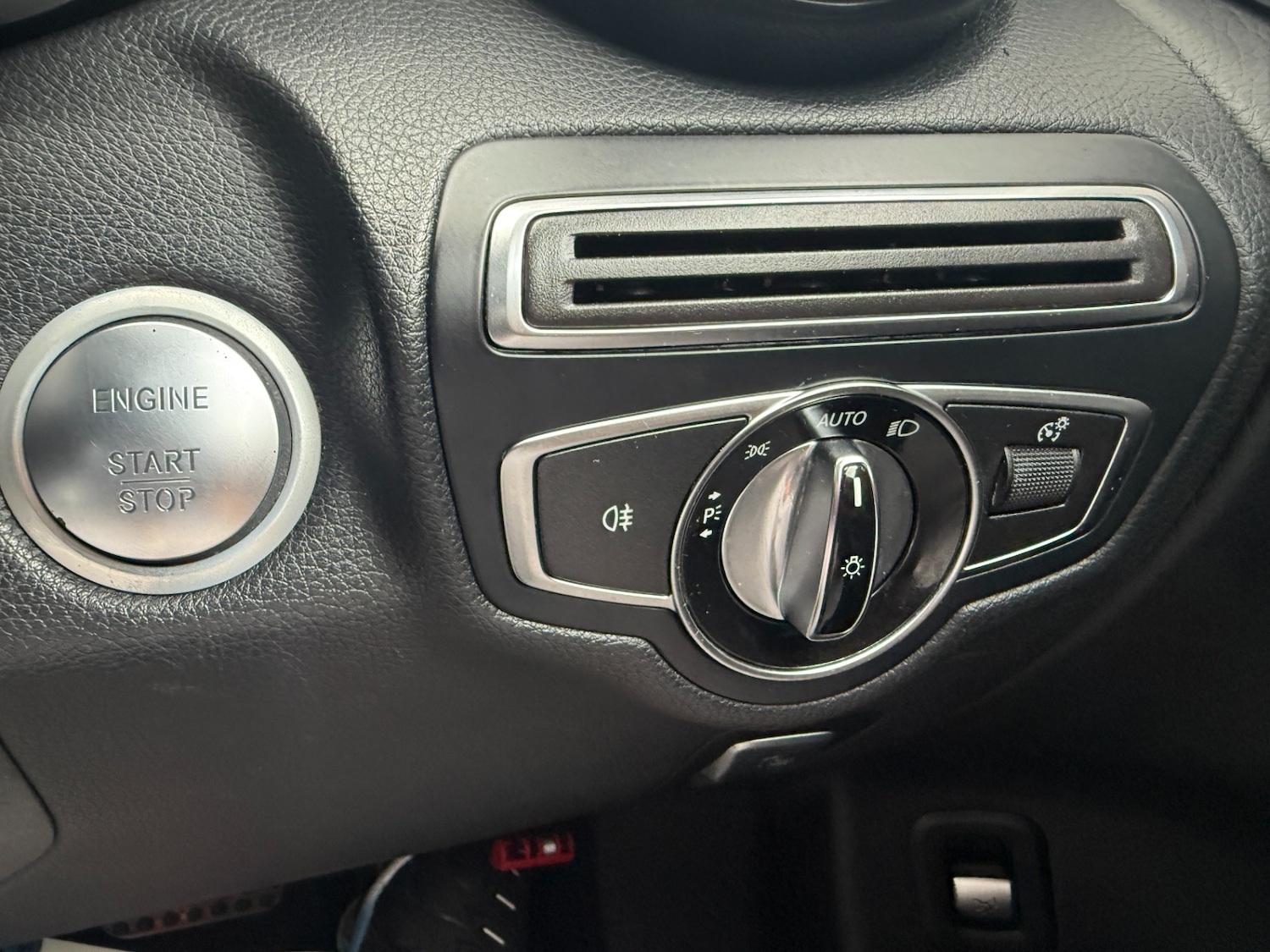 Used Mercedes-Benz GLC 2016 for sale - 76148475: Photo 23
