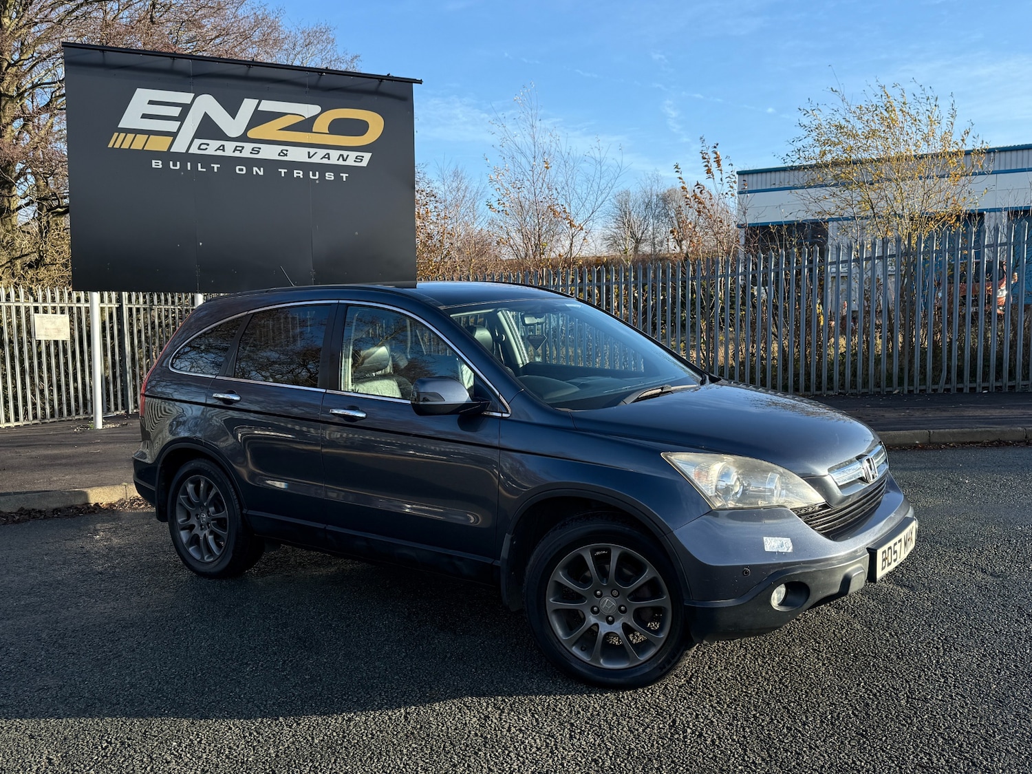 Used Honda CR-V 2007 for sale - 76932339: Photo 2