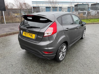 Used Ford Fiesta 2017 for sale - 77164912: Photo