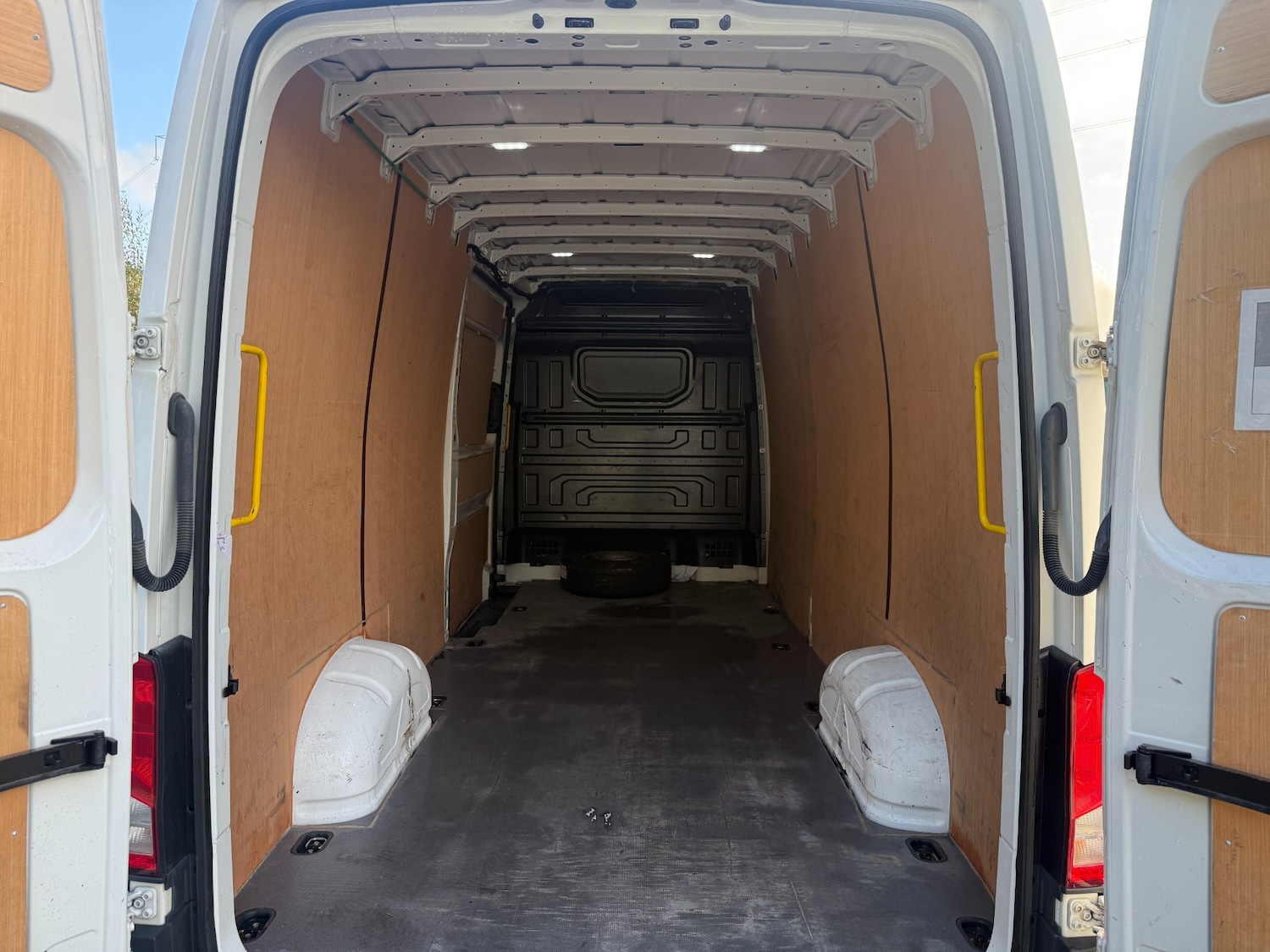 Used MAN TGE 2021 for sale - 76449757: Photo 11