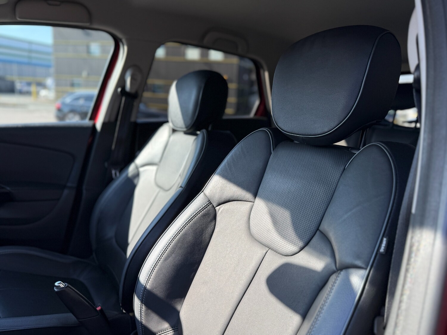 Used Renault Captur 2017 for sale - 77759051: Photo 11