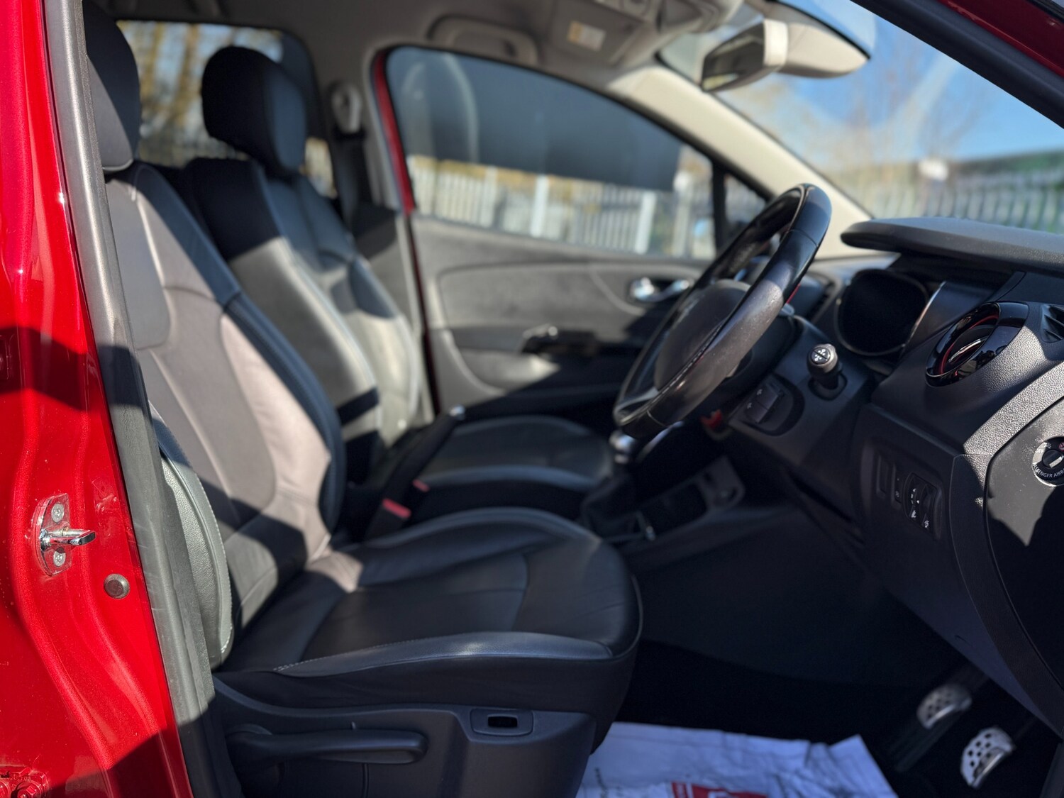 Used Renault Captur 2017 for sale - 77759051: Photo 22