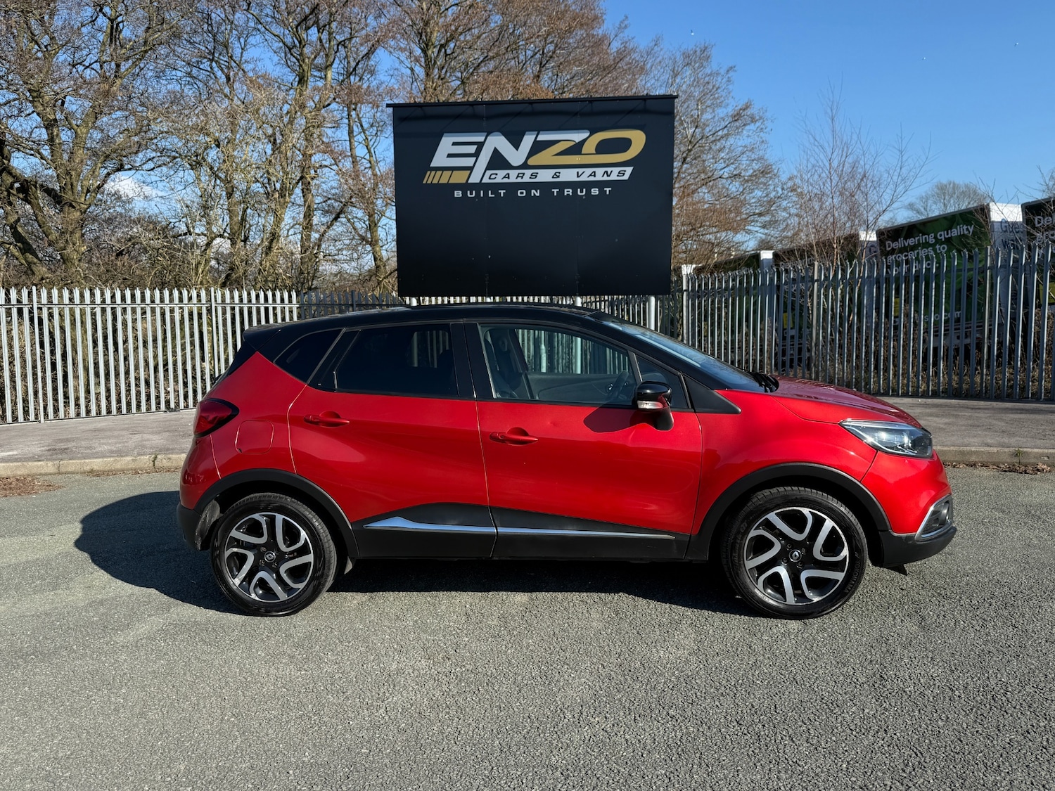 Used Renault Captur 2017 for sale - 77759051: Photo 3