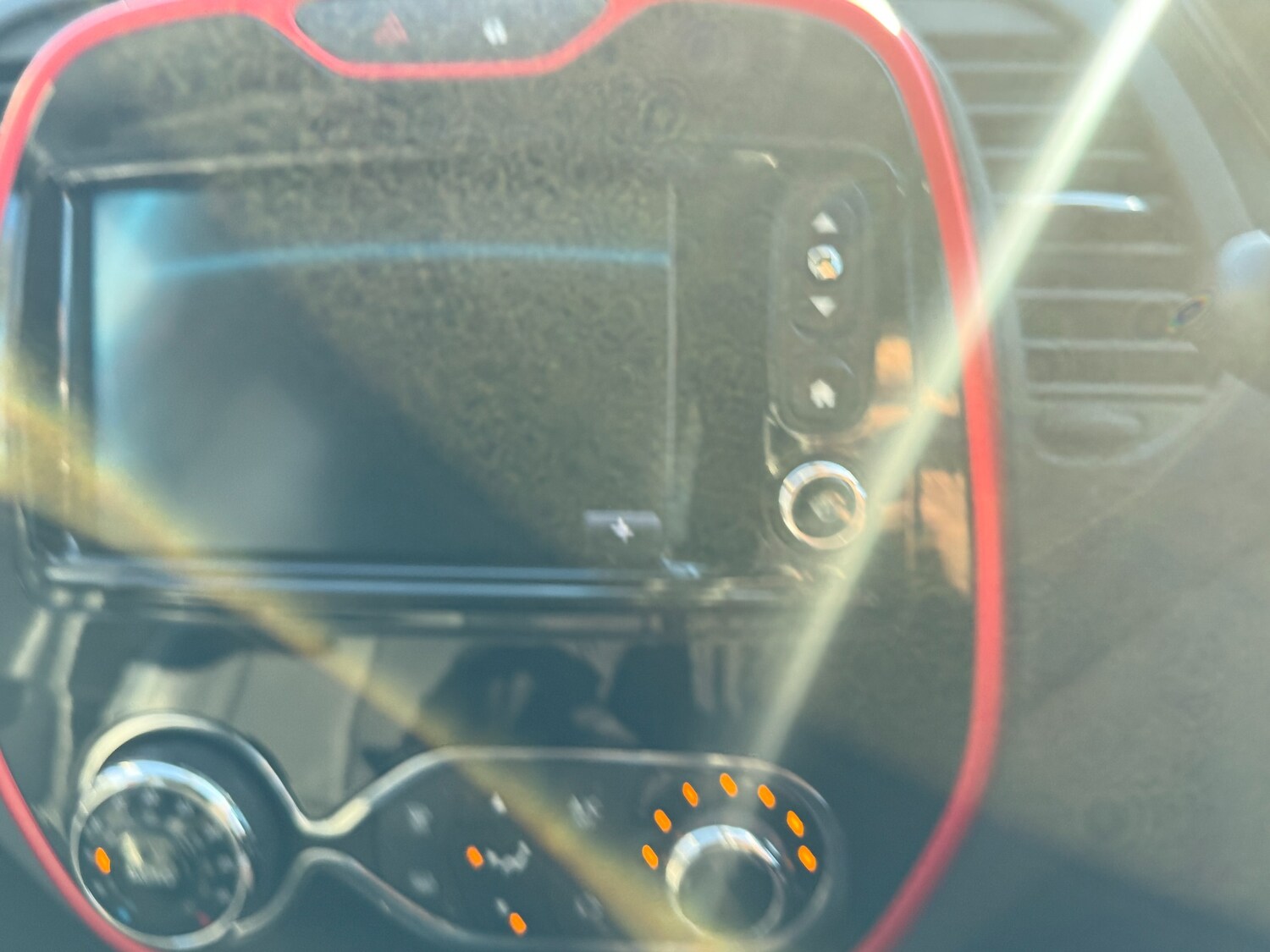 Used Renault Captur 2017 for sale - 77759051: Photo 31