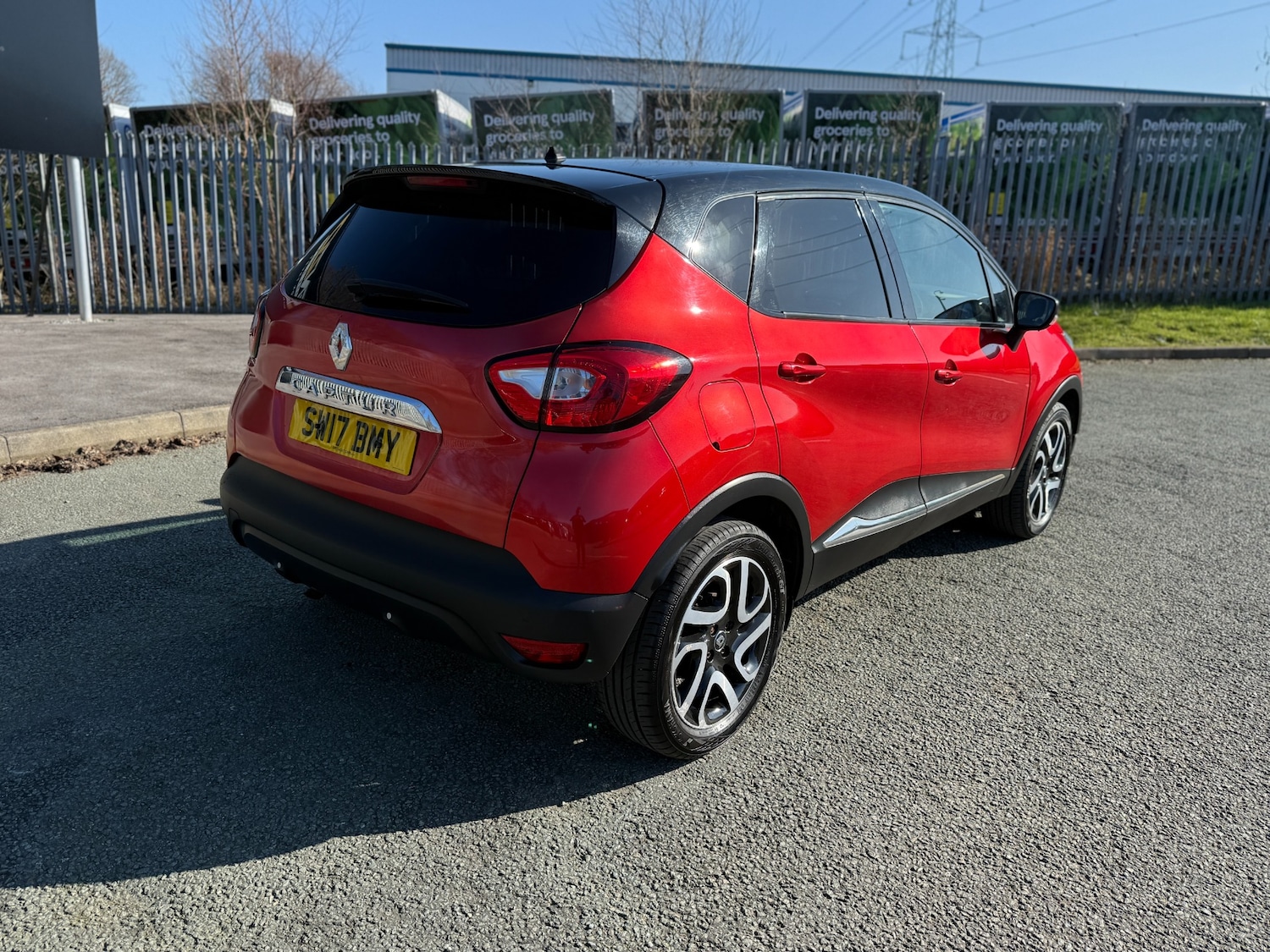 Used Renault Captur 2017 for sale - 77759051: Photo 4