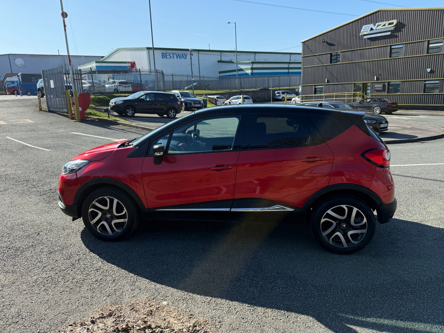 Used Renault Captur 2017 for sale - 77759051: Photo 7