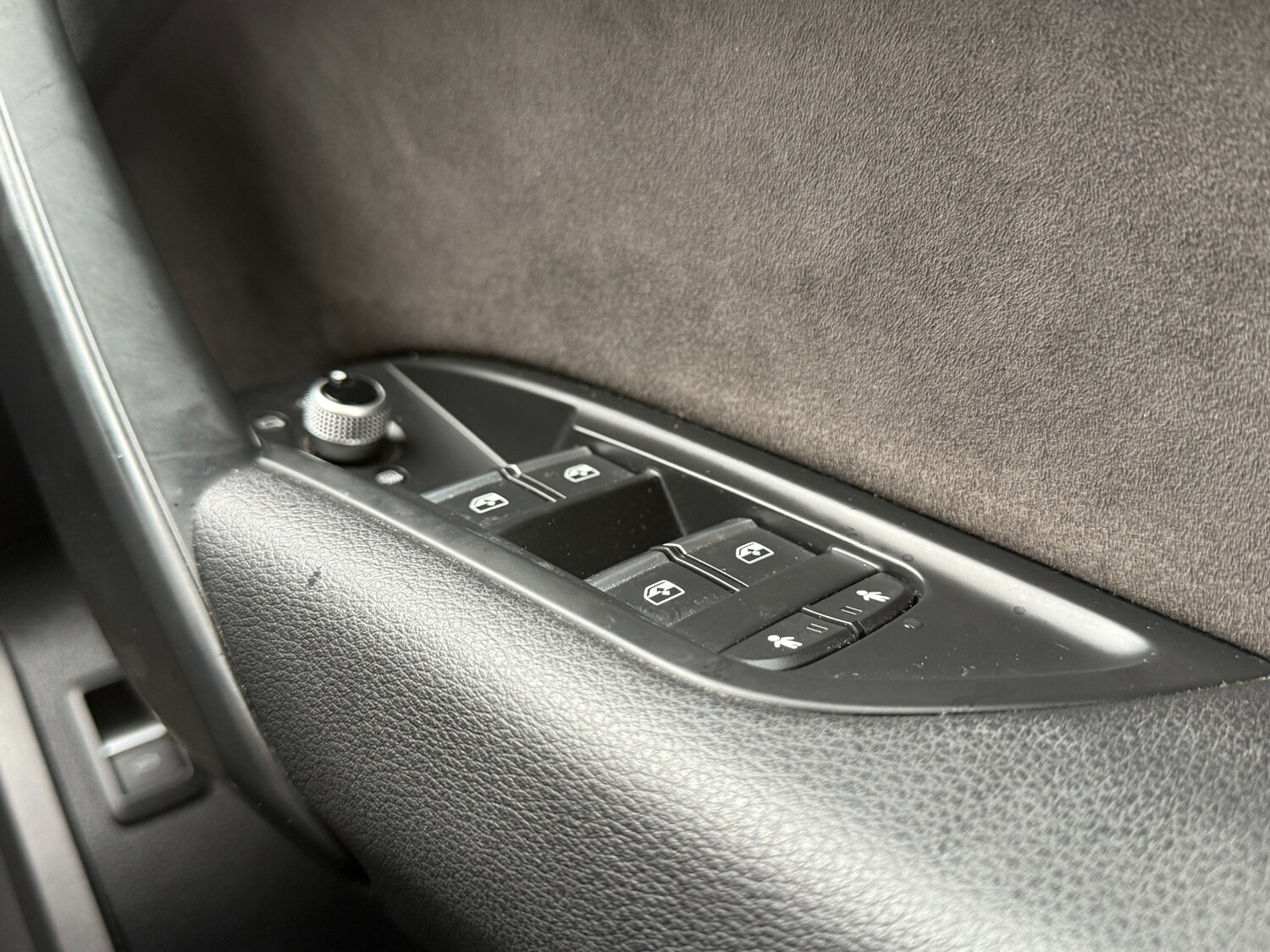 Used Audi Q5 2017 for sale - 77901529: Photo 48