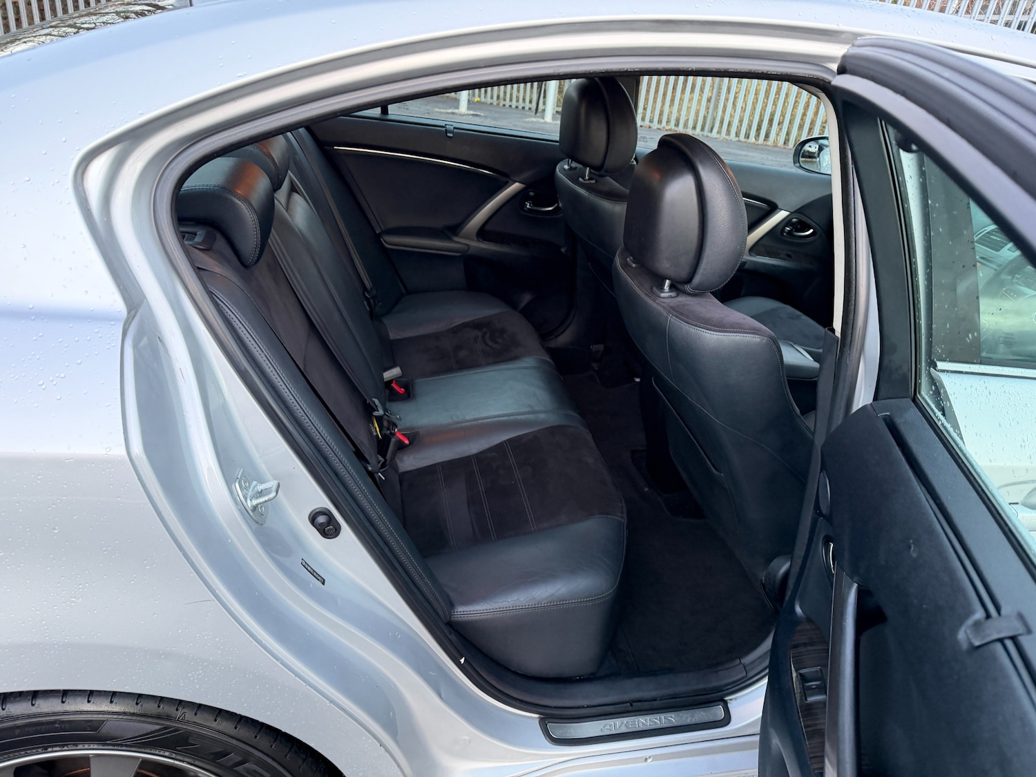 Used Toyota Avensis 2012 for sale - 77234251: Photo 21