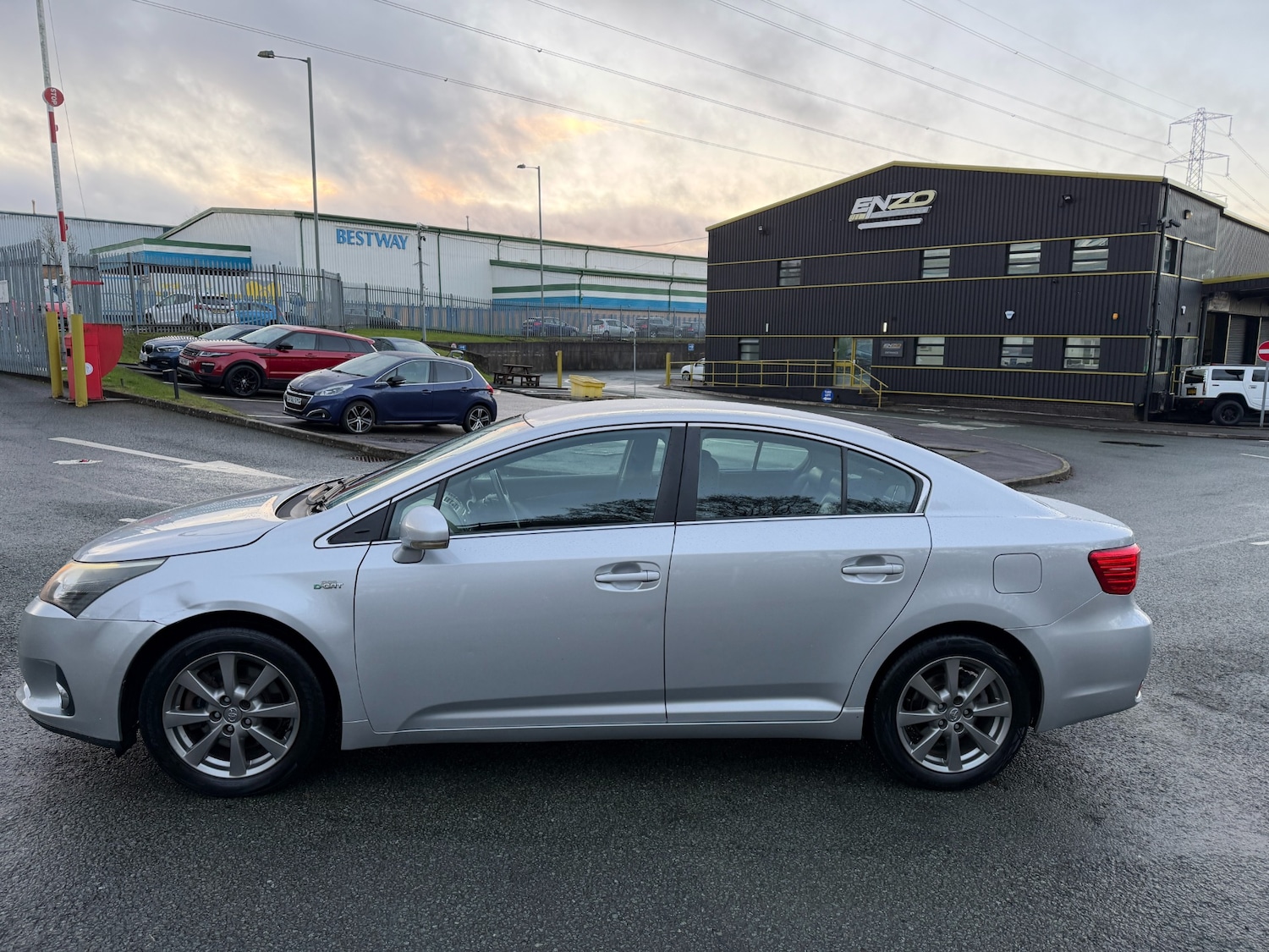 Used Toyota Avensis 2012 for sale - 77234251: Photo 8