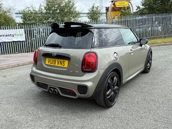 Used MINI Hatch 2019 for sale - 79474219: Photo