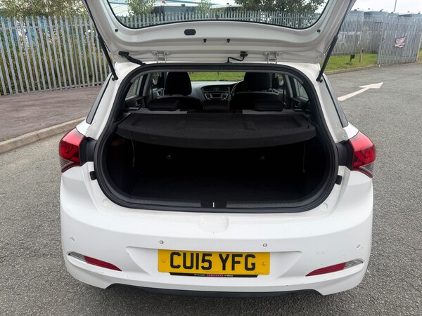 Used Hyundai i20 2015 for sale - 76243016: Photo 11
