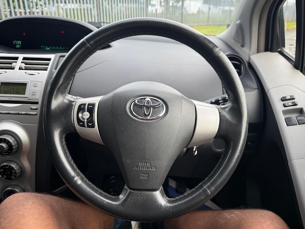 Used Toyota Yaris 2007 for sale - 75726616: Photo 17