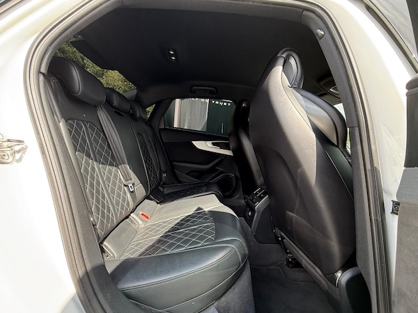 Used Audi A4 2019 for sale - 75726571: Photo 15
