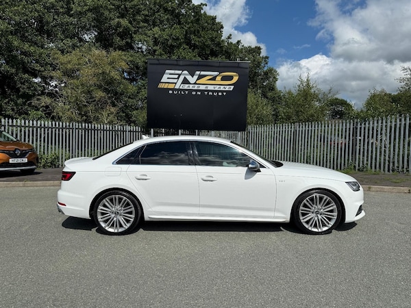 Used Audi A4 2019 for sale - 75726571: Photo 2