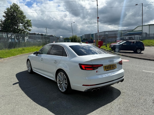 Used Audi A4 2019 for sale - 75726571: Photo 7