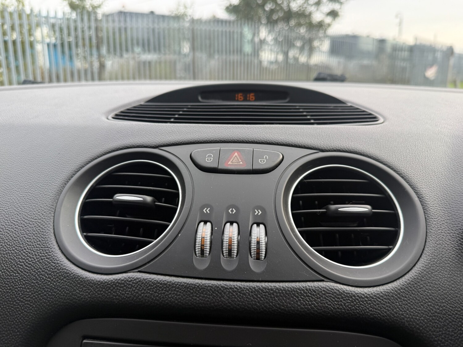 Used Mercedes-Benz S Class 2004 for sale - 75726475: Photo 38