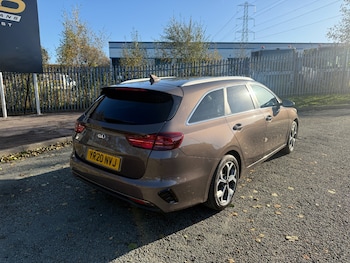 Used Kia Ceed 2020 for sale - 76600183: Photo