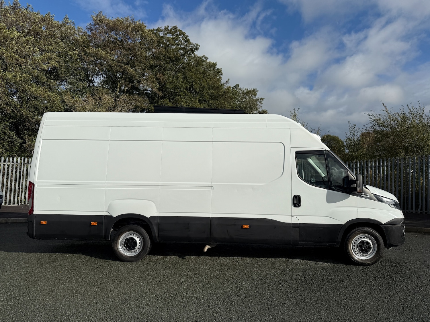 Used Iveco Daily 2019 for sale - 76342060: Photo 2