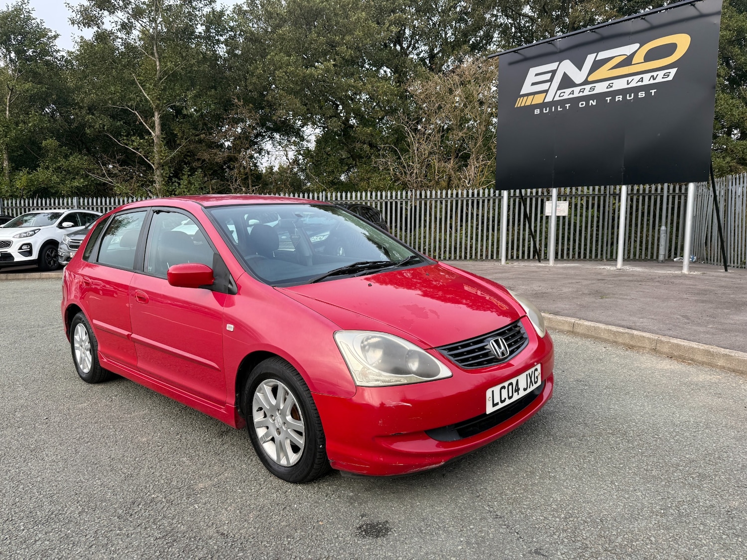 Used Honda Civic 2004 for sale - 76252413: Photo 1