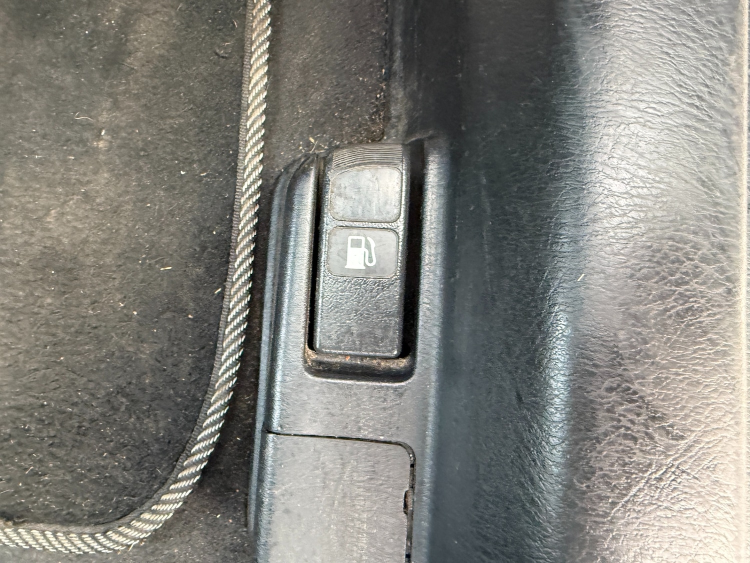 Used Honda Civic 2004 for sale - 76252413: Photo 16