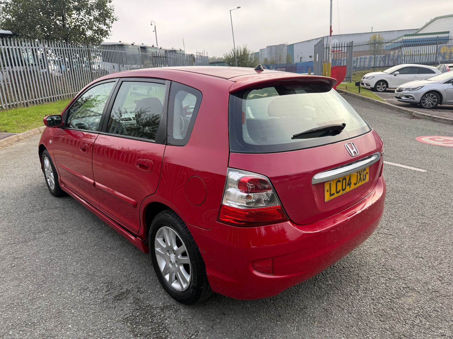 Used Honda Civic 2004 for sale - 76252413: Photo 5