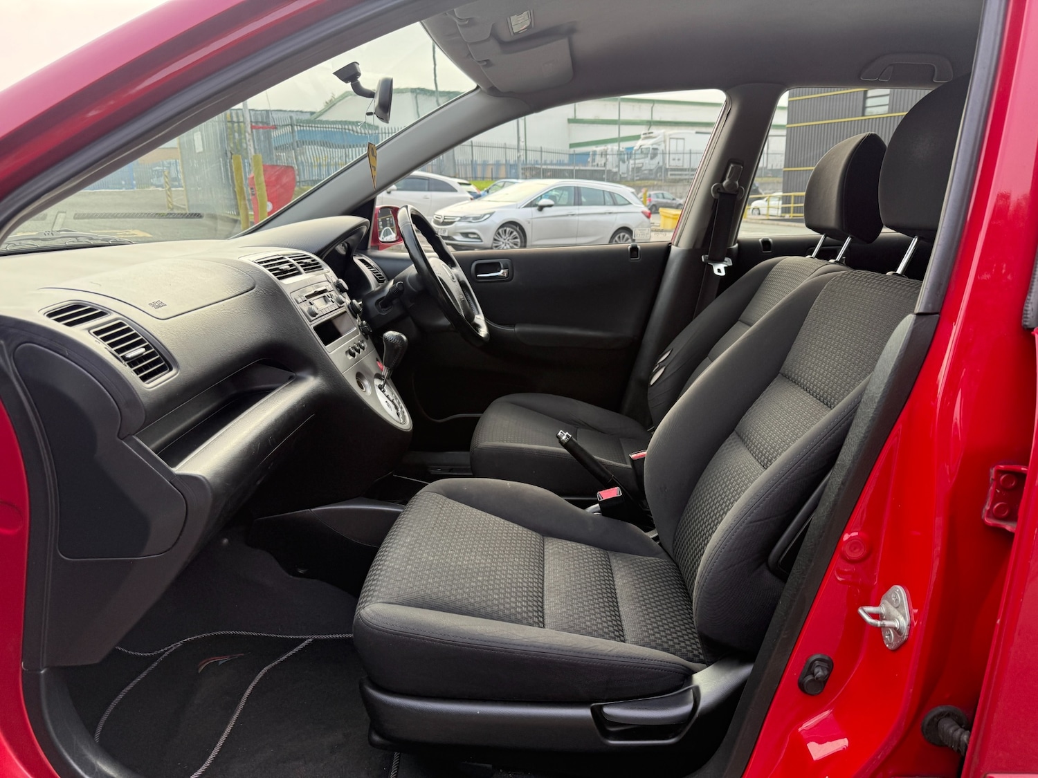 Used Honda Civic 2004 for sale - 76252413: Photo 9