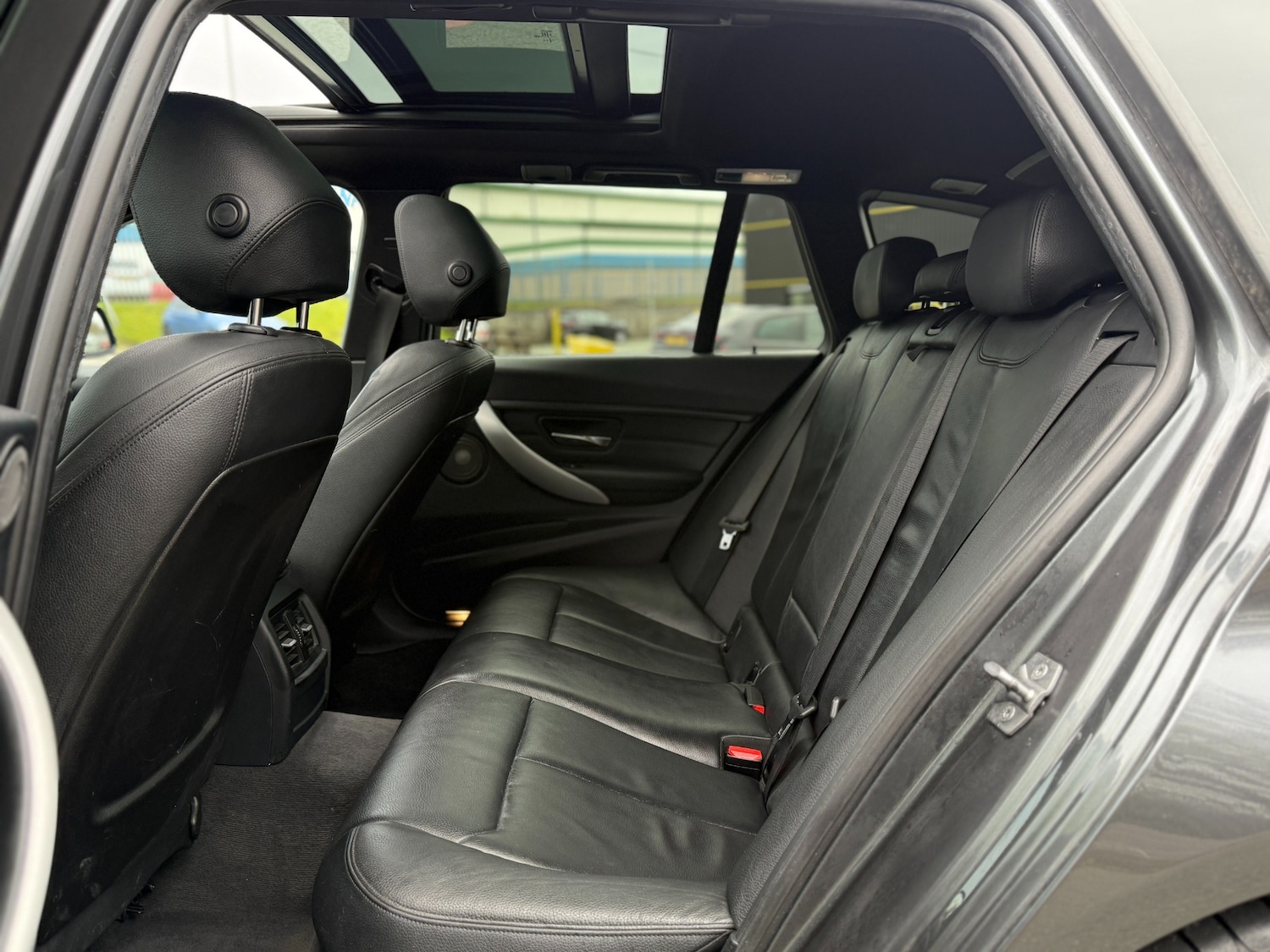 Used BMW 3 Series 2014 for sale - 77707870: Photo 16