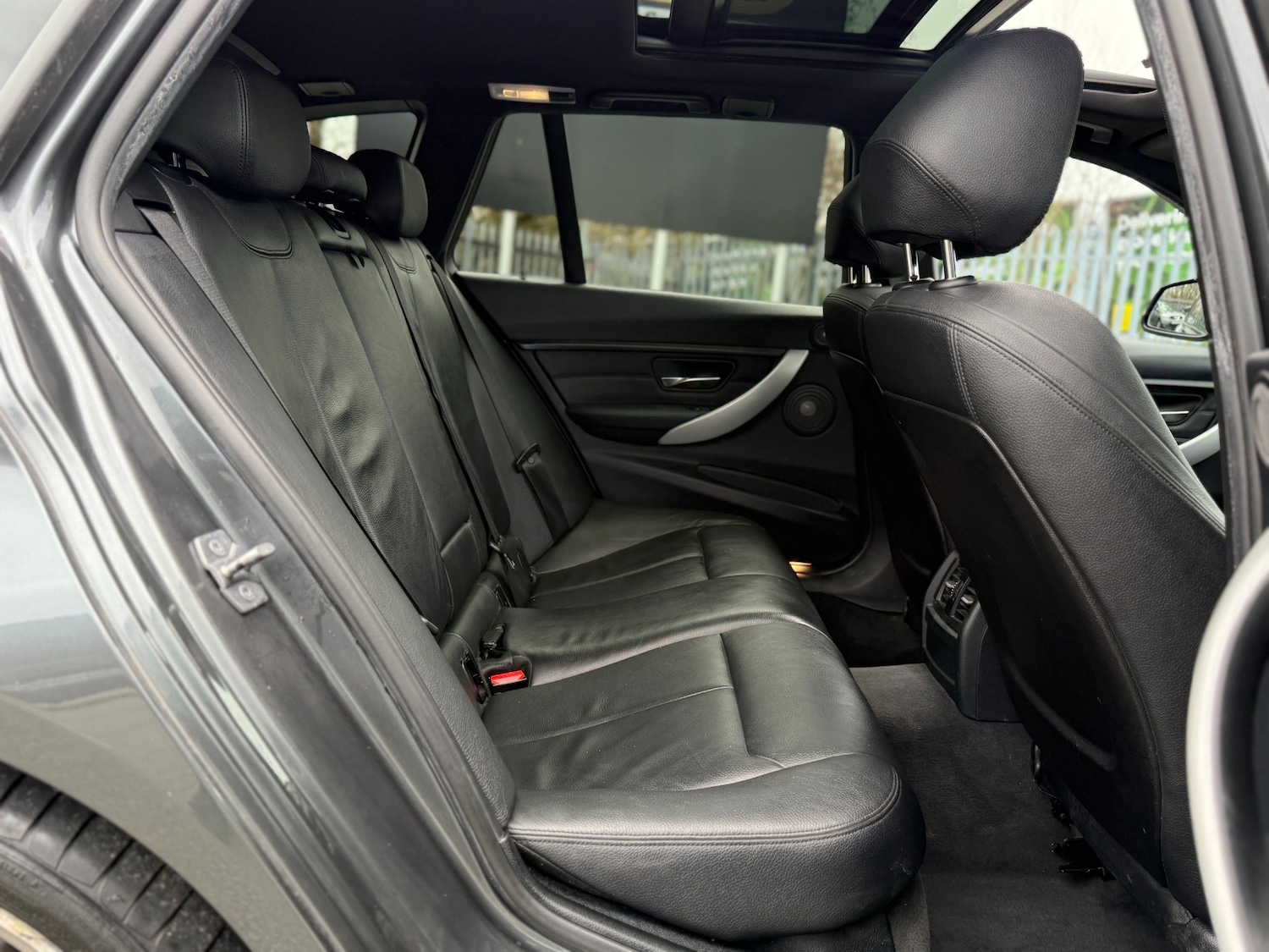 Used BMW 3 Series 2014 for sale - 77707870: Photo 18