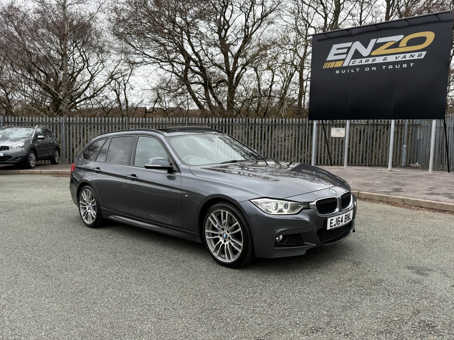 Used BMW 3 Series 2014 for sale - 77707870: Photo 2