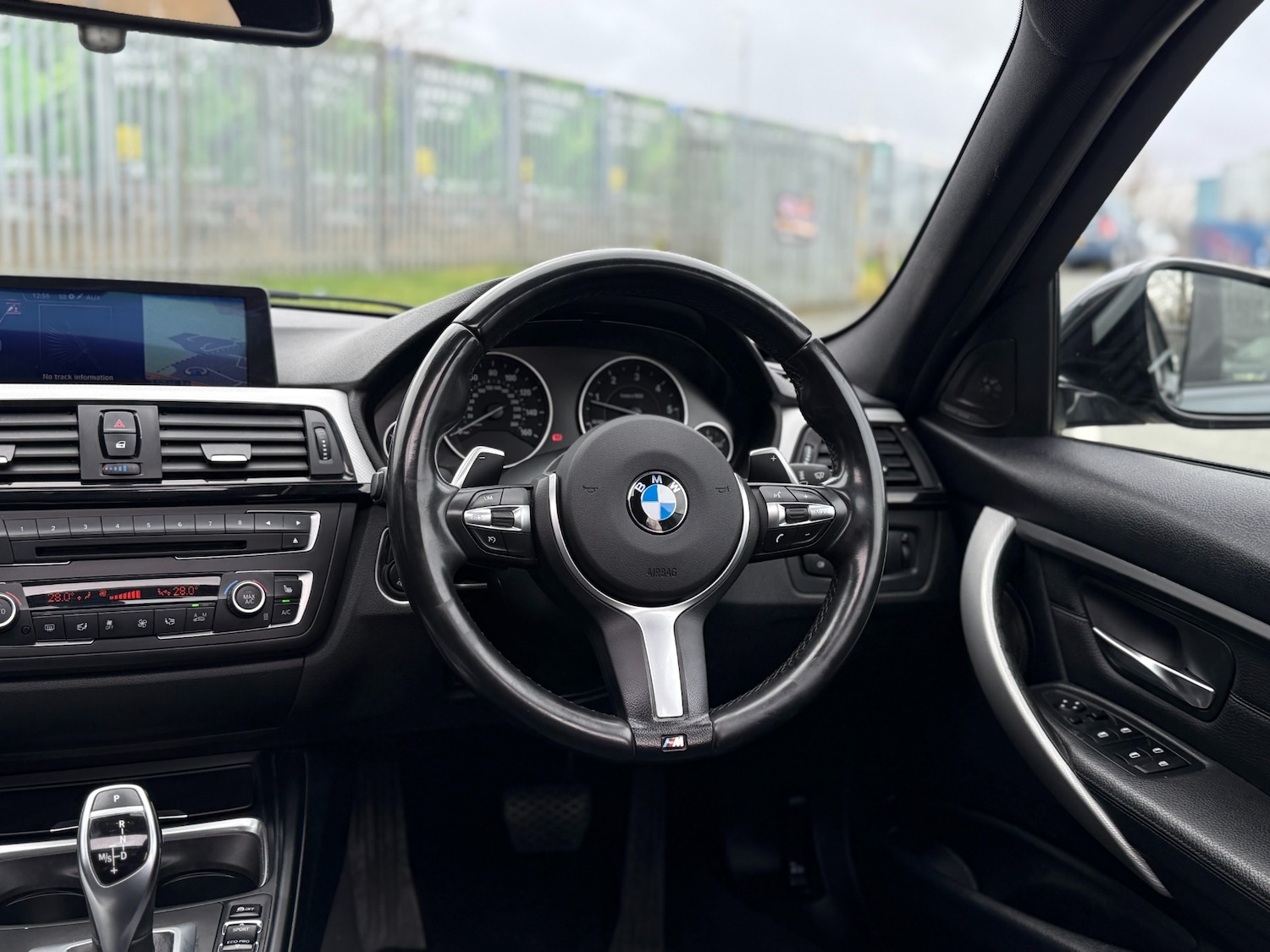 Used BMW 3 Series 2014 for sale - 77707870: Photo 22