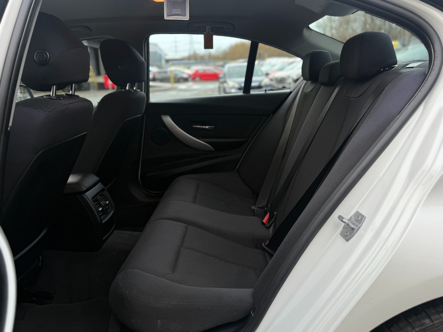 Used BMW 3 Series 2014 for sale - 76940129: Photo 12