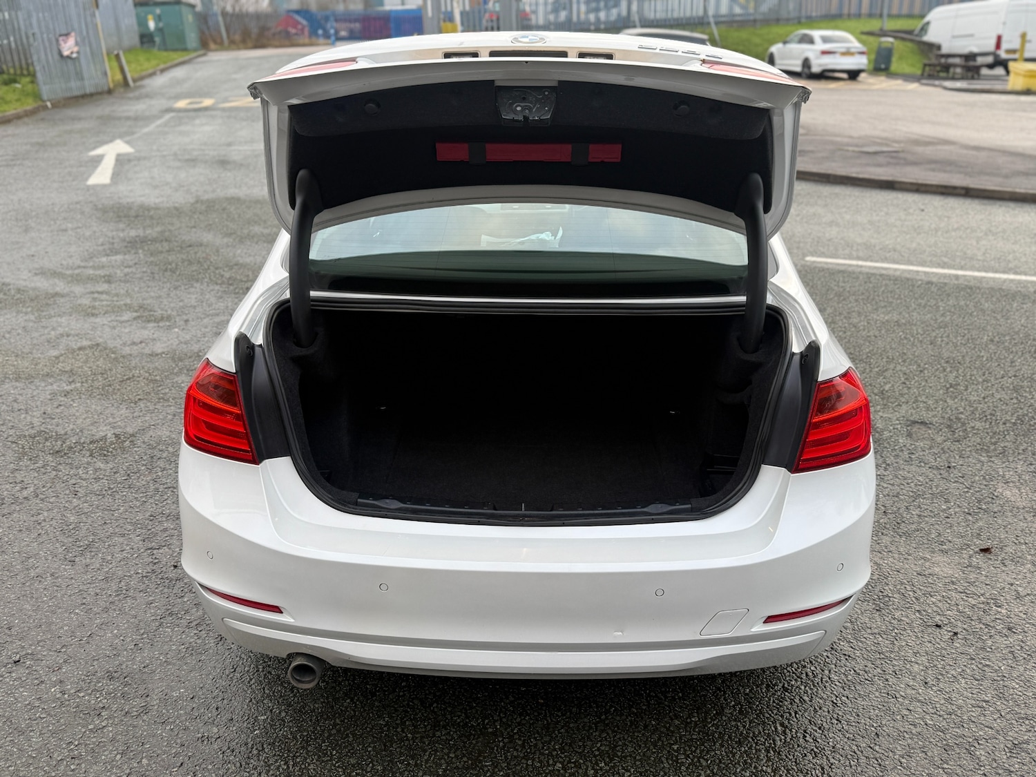 Used BMW 3 Series 2014 for sale - 76940129: Photo 14