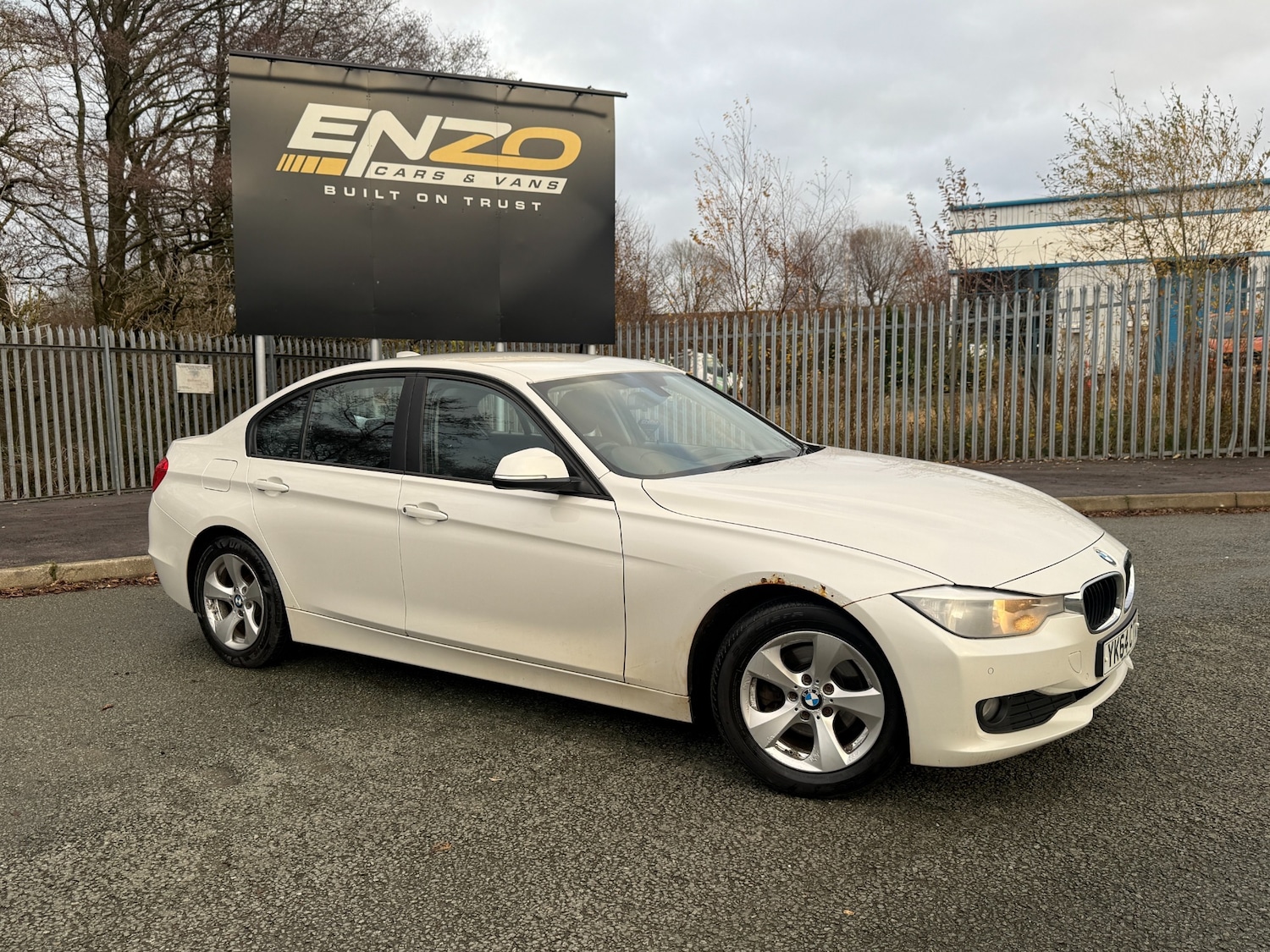 Used BMW 3 Series 2014 for sale - 76940129: Photo 2
