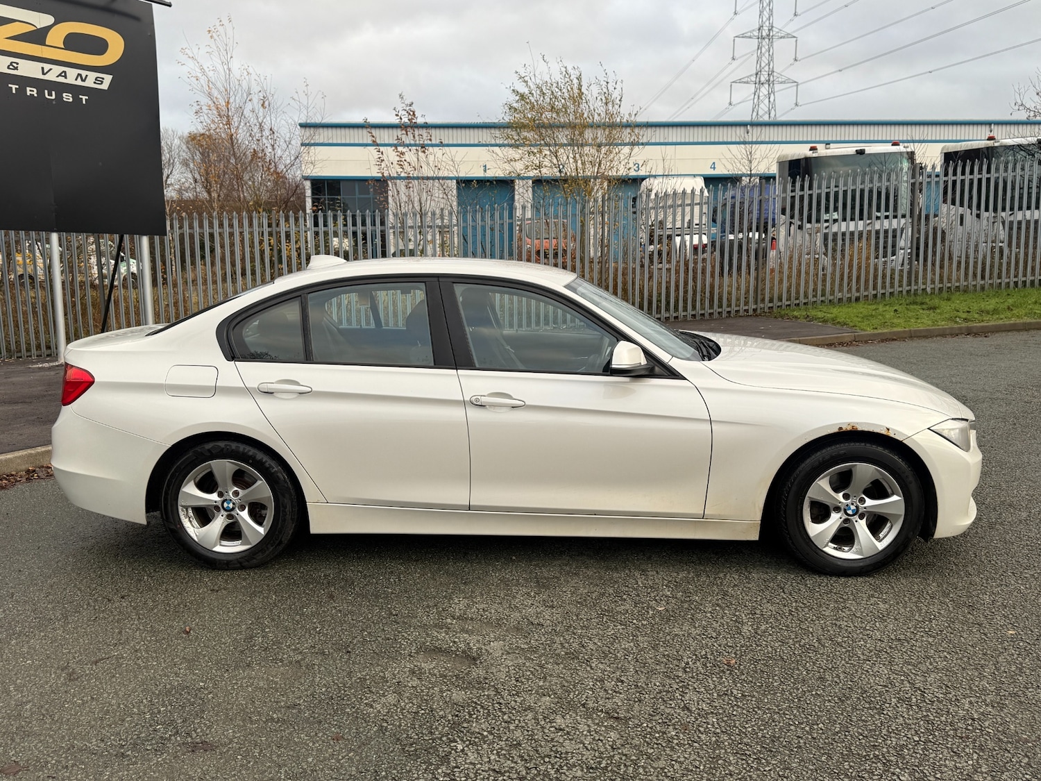 Used BMW 3 Series 2014 for sale - 76940129: Photo 3