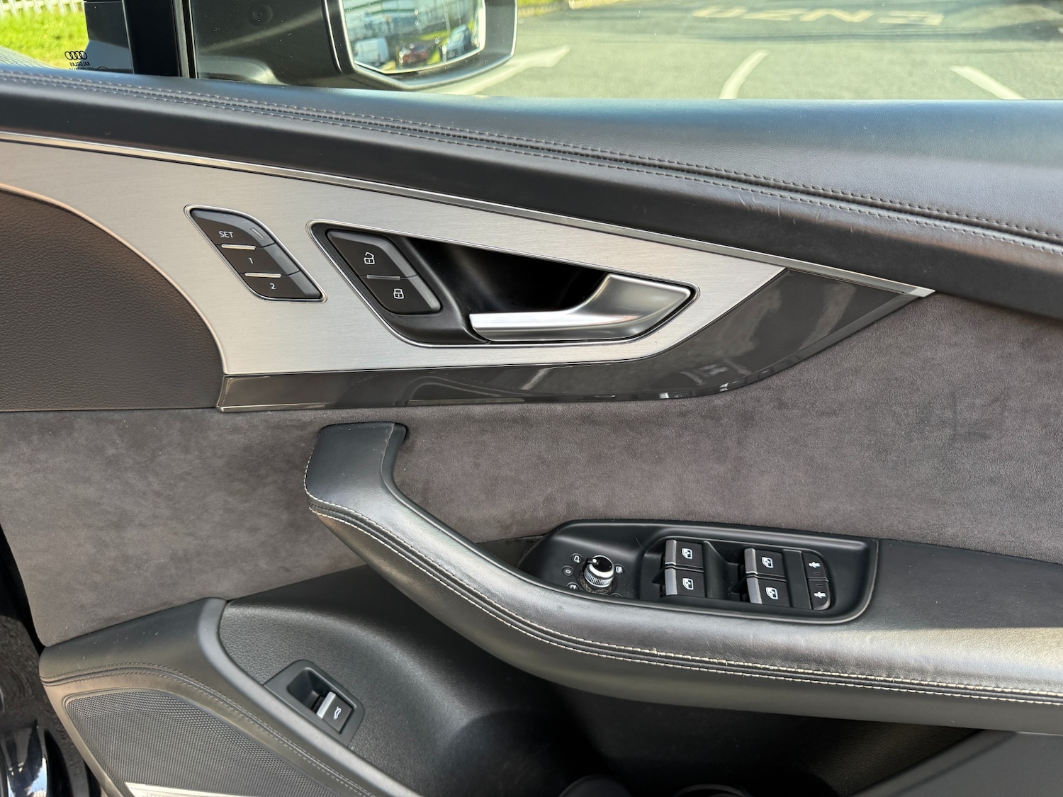 Used Audi Q7 2018 for sale - 77460393: Photo 12