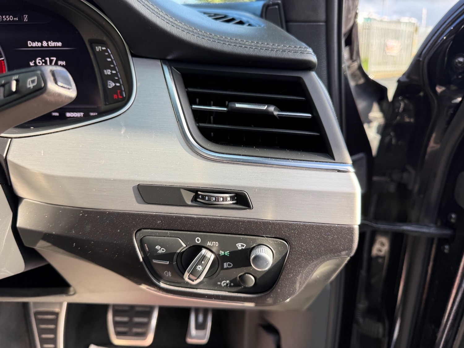 Used Audi Q7 2018 for sale - 77460393: Photo 13