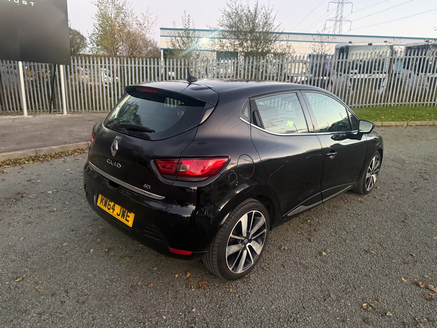 Used Renault Clio 2014 for sale - 76681666: Photo 3