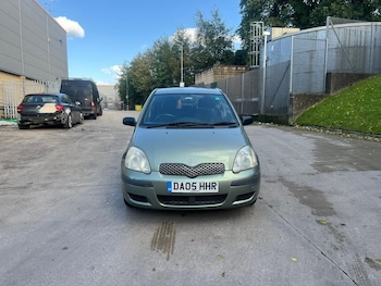 Toyota - Yaris