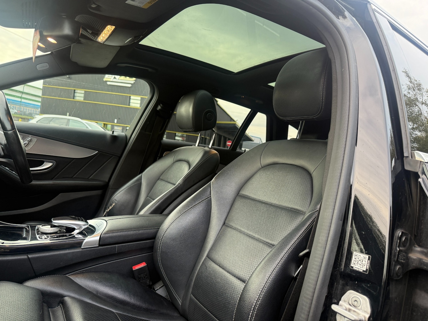 Used Mercedes-Benz C Class 2015 for sale - 76505049: Photo 12