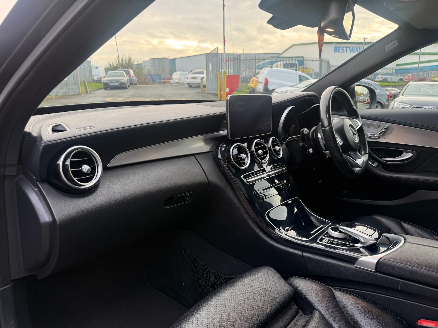 Used Mercedes-Benz C Class 2015 for sale - 76505049: Photo 13