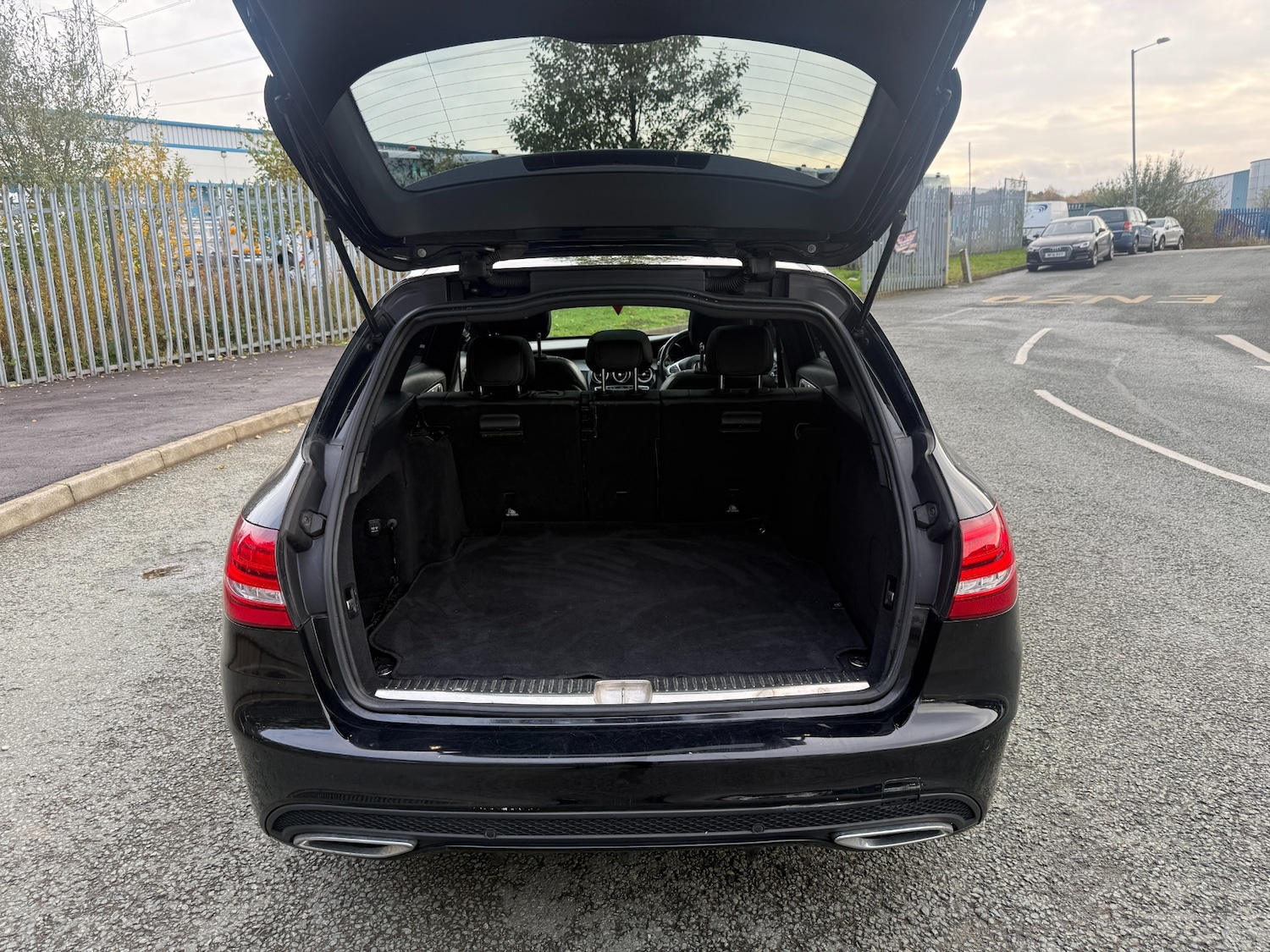 Used Mercedes-Benz C Class 2015 for sale - 76505049: Photo 15