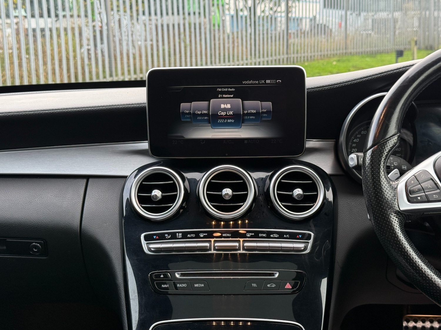 Used Mercedes-Benz C Class 2015 for sale - 76505049: Photo 20