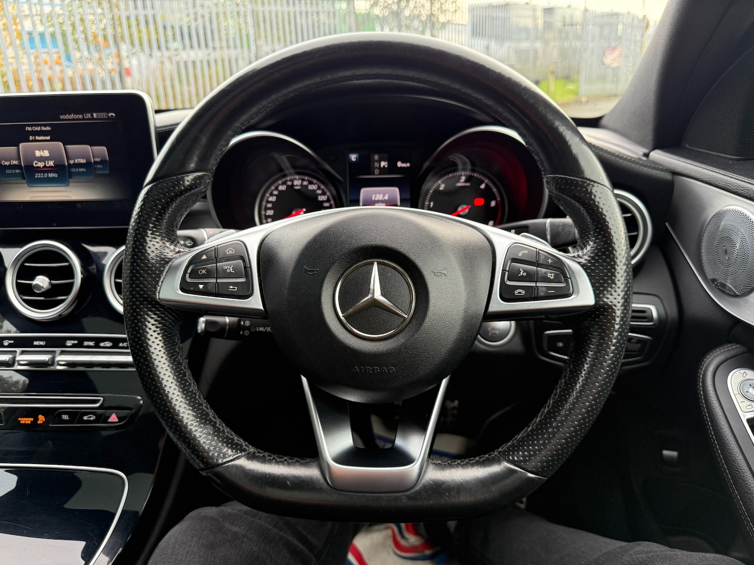 Used Mercedes-Benz C Class 2015 for sale - 76505049: Photo 25