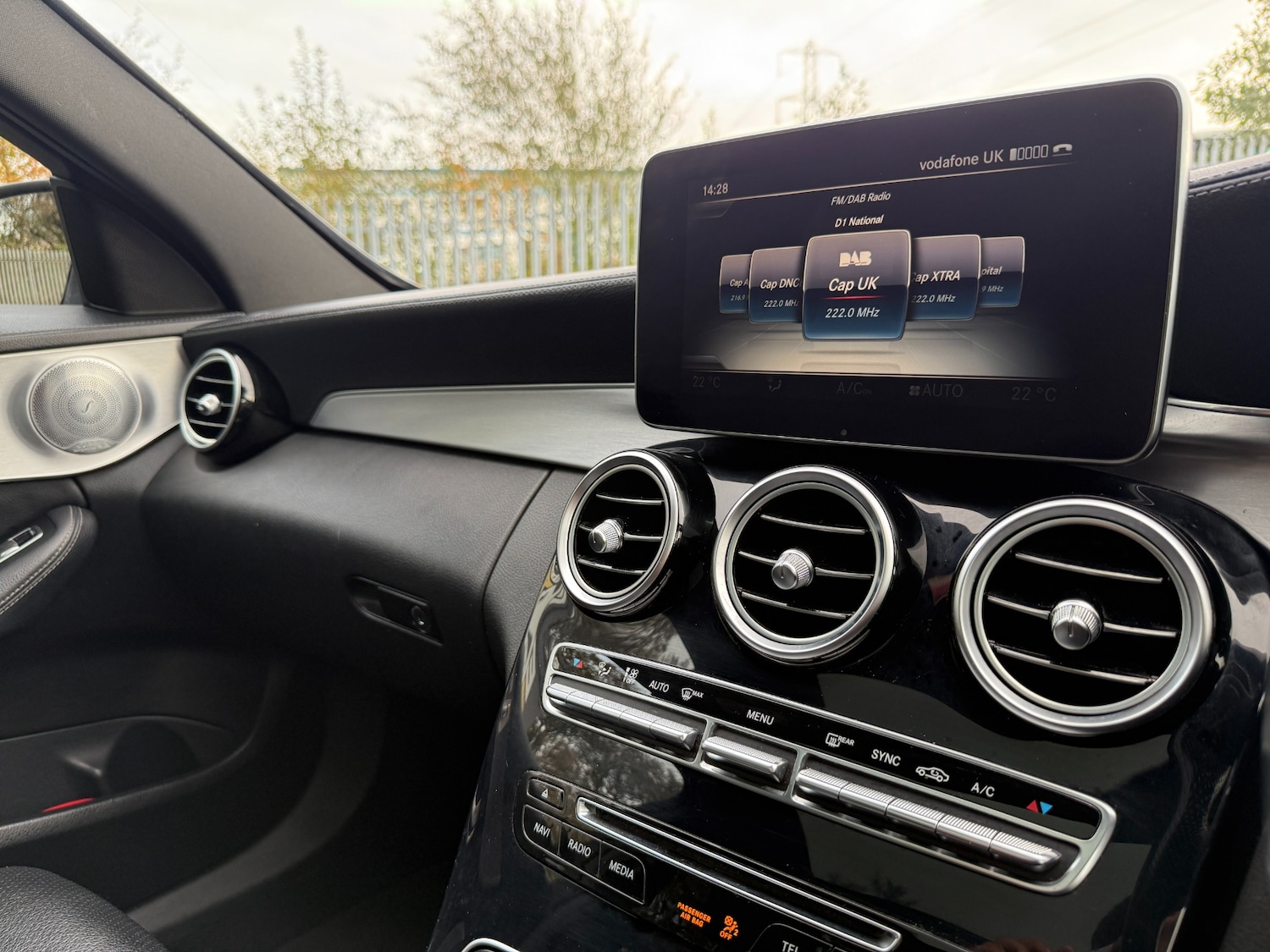 Used Mercedes-Benz C Class 2015 for sale - 76505049: Photo 27