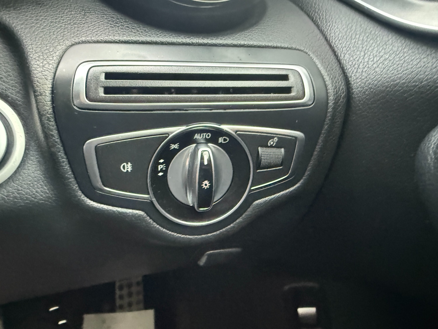 Used Mercedes-Benz C Class 2015 for sale - 76505049: Photo 31