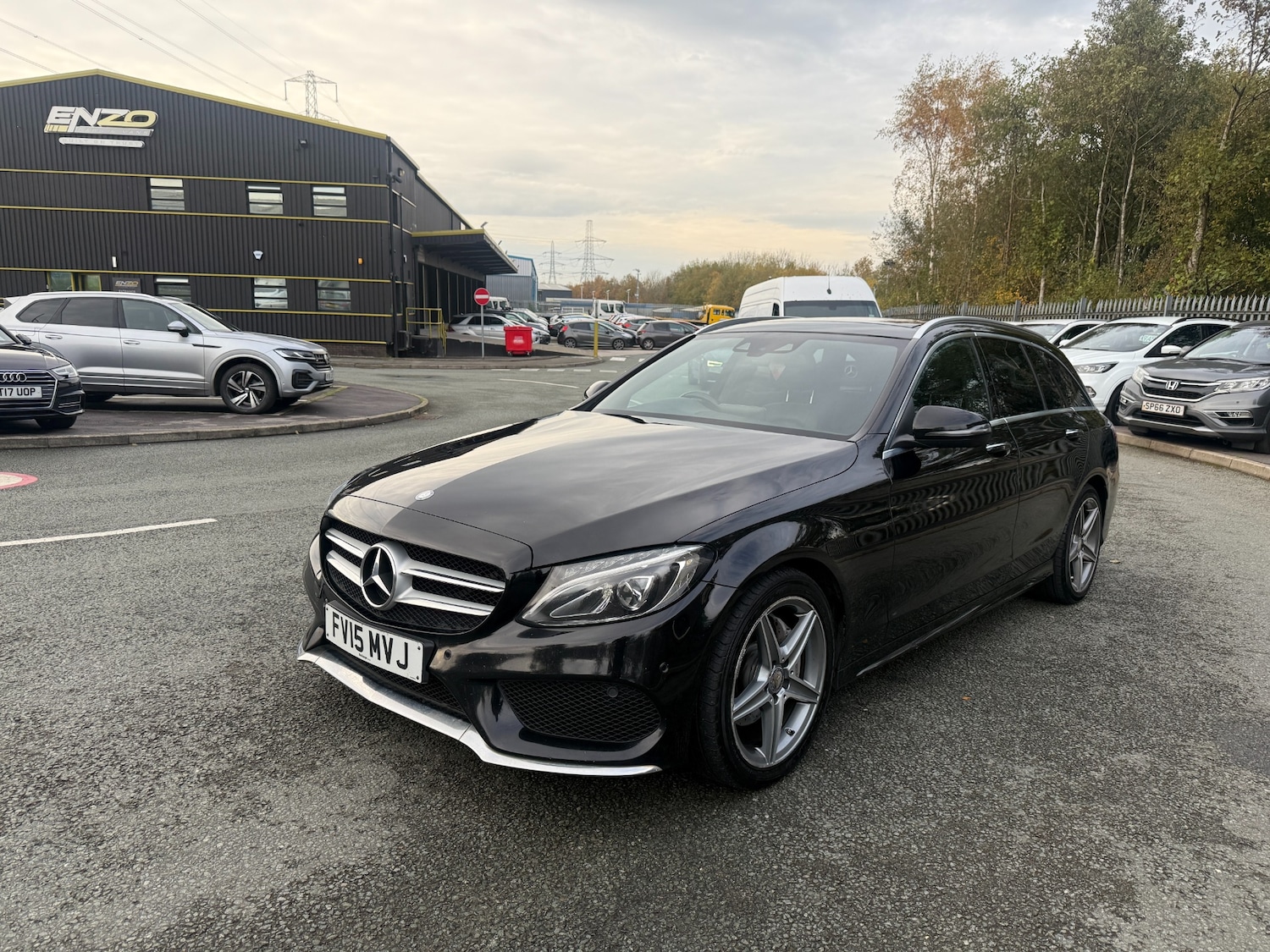 Used Mercedes-Benz C Class 2015 for sale - 76505049: Photo 8