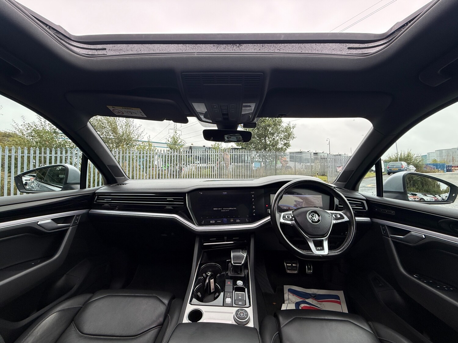 Used Volkswagen Touareg 2018 for sale - 76156652: Photo 15