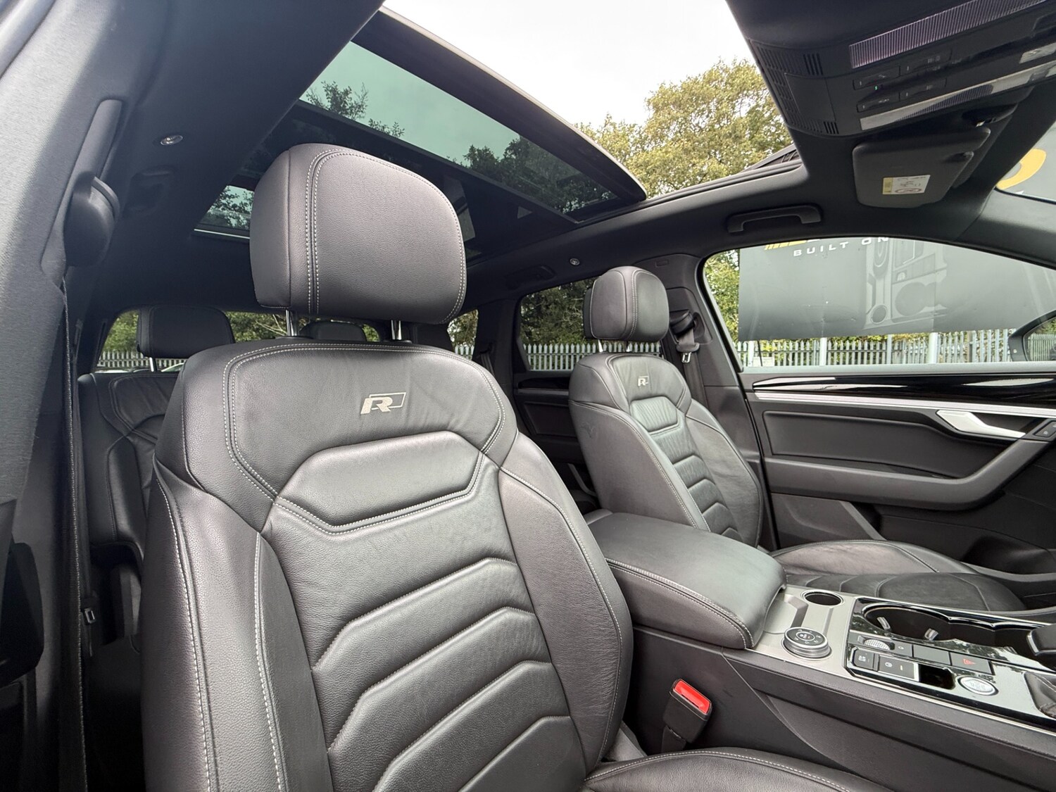 Used Volkswagen Touareg 2018 for sale - 76156652: Photo 20